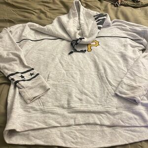VS PINK - Pittsburgh Pirates Sweatshirt